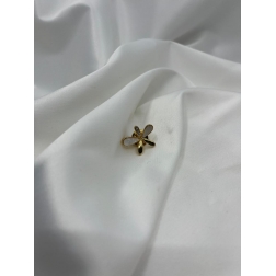 Brošňa mini zlatá kvetina s bielou perleťou a s drobnými zirkónmi