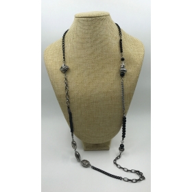 Korálkový náhrdelník čierny K-06