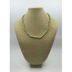 Korálkový náhrdelník perlový zelený K-68